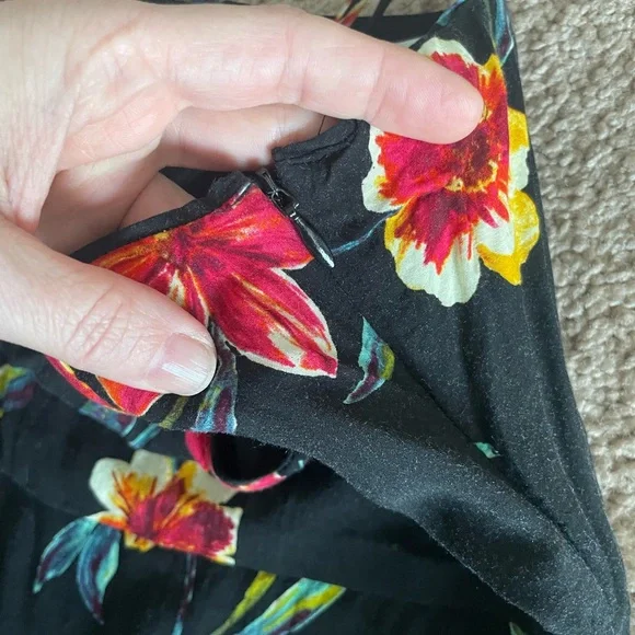 Urban Outfitters bundle Kimchi Blue COPE - Picture 5 of 10